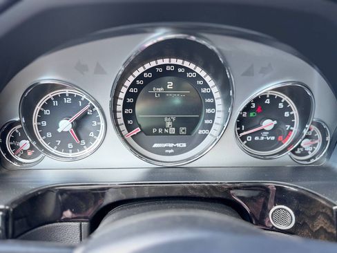 Used 2010 Mercedes-Benz E 63 AMG Sedan image 10