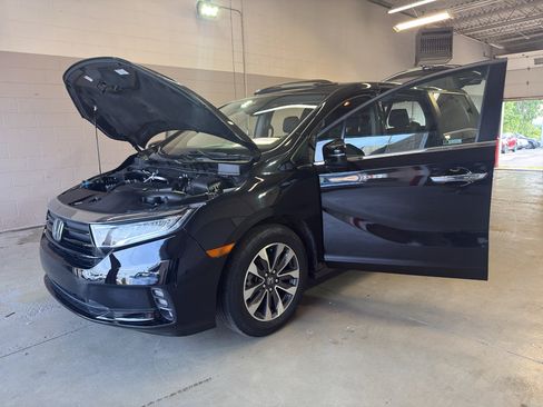Used 2021 Honda Odyssey EX-L image 11