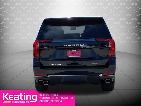 Used 2025 GMC Yukon Denali Ultimate w/ LPO, Floor Liner Package AWD/4WD image 7