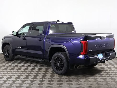 Used 2023 Toyota Tundra SR5 w/ SR5 Premium Package AWD/4WD image 8