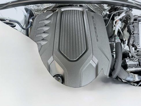 New 2026 Porsche Macan Turbo AWD/4WD image 31