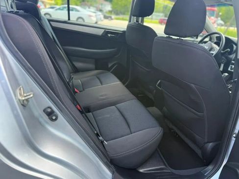 Used 2016 Subaru Legacy 2.5i Premium w/ Moonroof Package AWD/4WD image 18