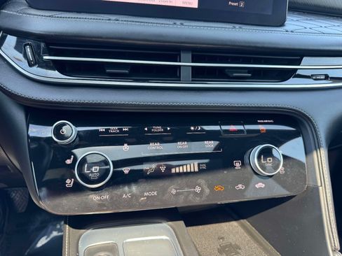 Used 2022 INFINITI QX60 Autograph w/ Cargo Package AWD/4WD image 36
