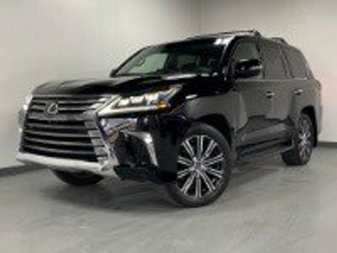 Used 2018 Lexus LX 570 4WD w/ Luxury Package image 5