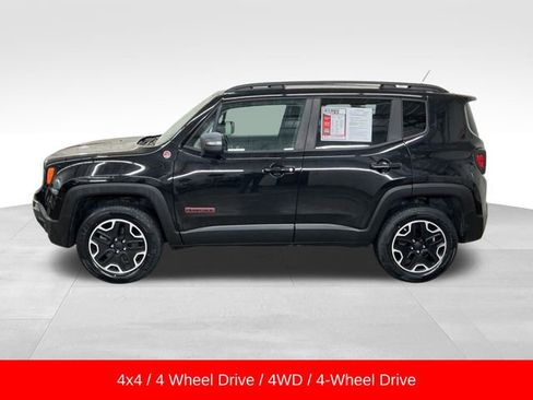 Used 2016 Jeep Renegade Trailhawk image 4