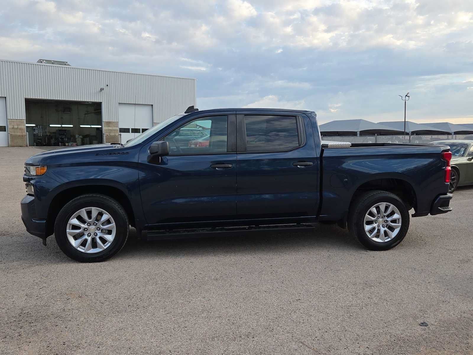 Used 2020 Chevrolet Silverado 1500 Custom w/ Custom Value Package RWD image 5