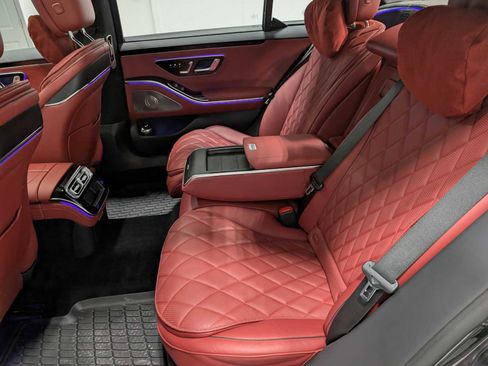 Certified 2023 Mercedes-Benz S 500 4MATIC image 23