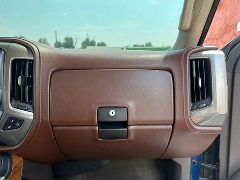 Used 2015 Chevrolet Silverado 2500 High Country w/ Duramax Plus Package AWD/4WD image 20