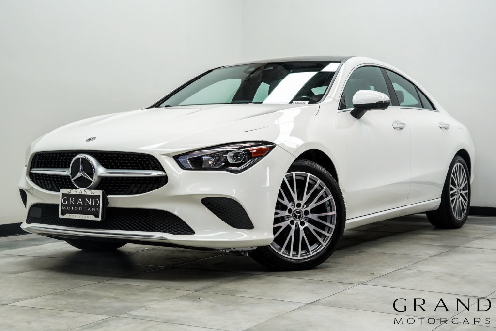 Used 2022 Mercedes-Benz CLA 250 4MATIC image 1