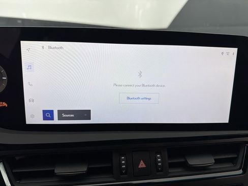 New 2025 Lexus ES 350 Ultra Luxury image 13