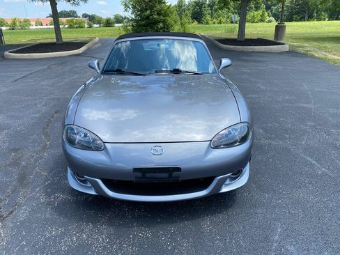 Used 2004 MAZDA MX-5 Miata MAZDASPEED w/ Grand Touring Pkg RWD image 4