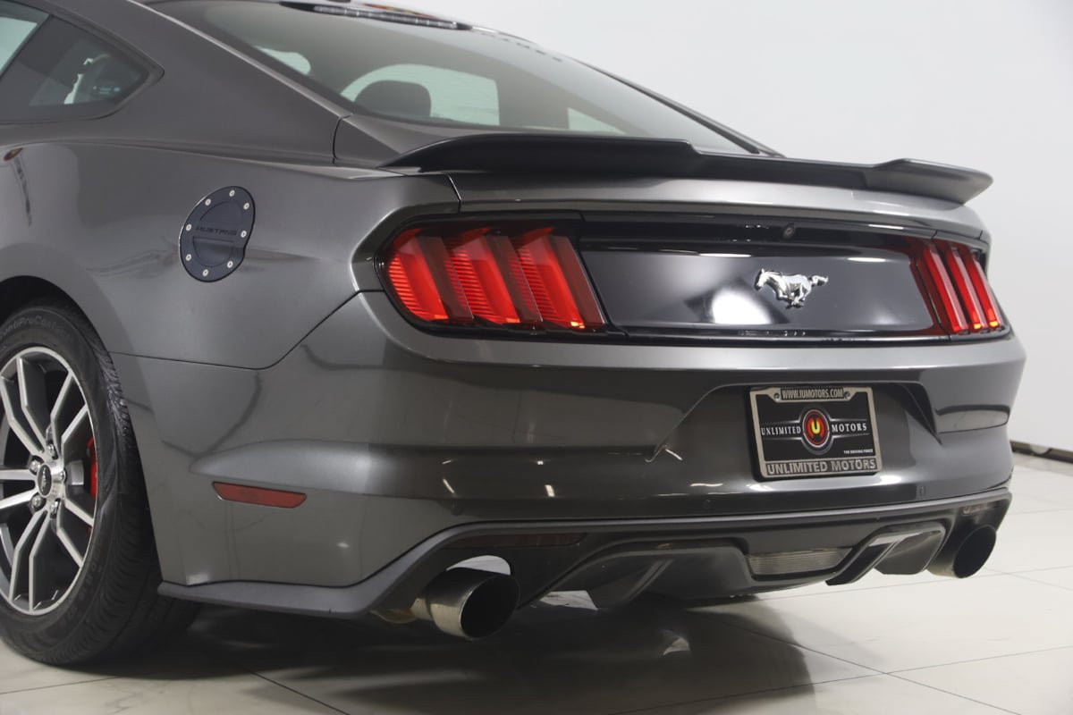 Used 2015 Ford Mustang Premium w/ Equipment Group 201A RWD image 19