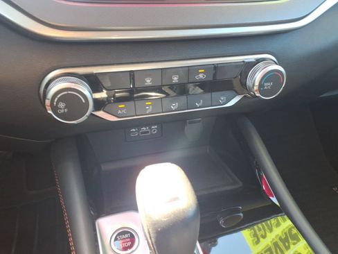 Used 2023 Nissan Altima 2.5 SR FWD image 20