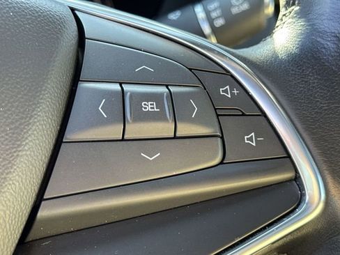 Used 2019 Cadillac XT5 Luxury image 29