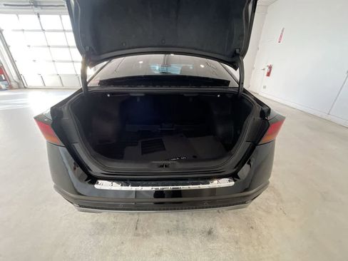 Used 2022 Nissan Altima 2.5 SR image 22
