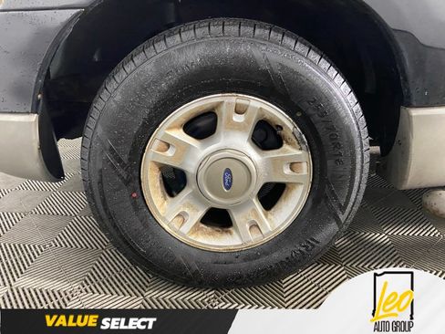 Used 2003 Ford Explorer Sport Trac XLS AWD/4WD image 22