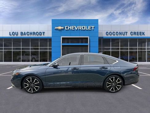 Used 2023 Honda Accord Touring image 5