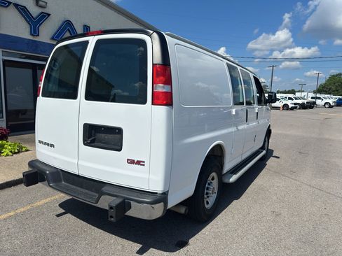 Used 2025 GMC Savana 2500 w/ Driver Convenience Package RWD image 4