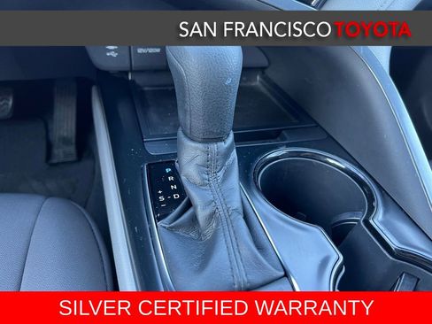 Certified 2018 Toyota Camry LE image 24