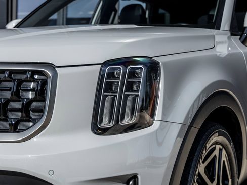 Used 2023 Kia Telluride SX Prestige X-Line image 14