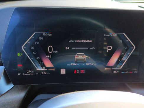 Used 2025 BMW X1 xDrive28i w/ M Sport Package image 21