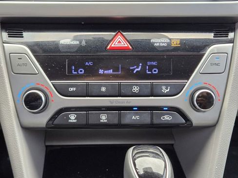 Used 2017 Hyundai Elantra ECO FWD image 18