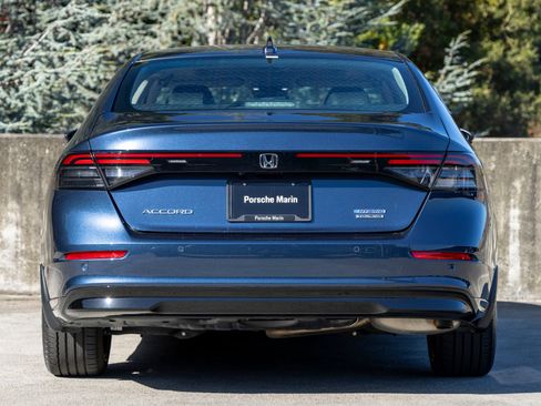 Used 2023 Honda Accord Touring image 10