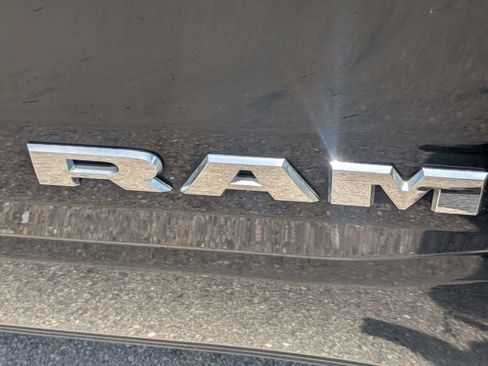Used 2021 RAM 1500 Big Horn AWD/4WD image 15