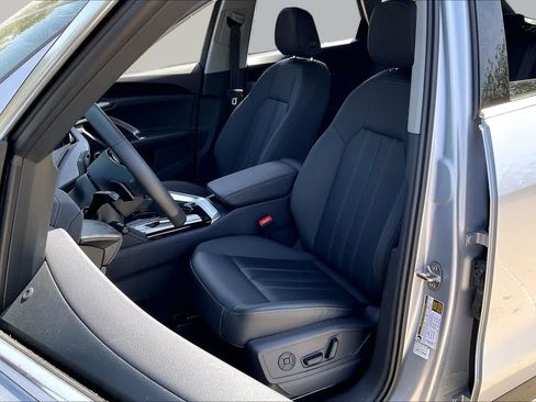 Used 2026 Audi Q5 Premium AWD/4WD image 8