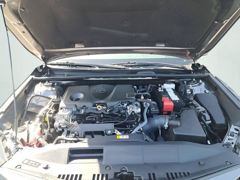 Used 2022 Toyota Camry LE w/ Convenience Package FWD image 26