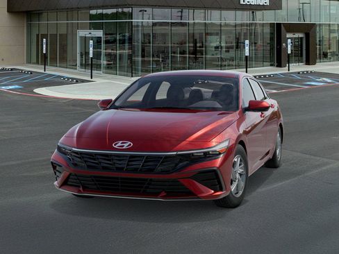 New 2026 Hyundai Elantra SE image 6