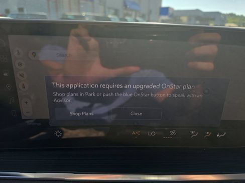 Used 2024 Buick Envision Preferred AWD/4WD image 23