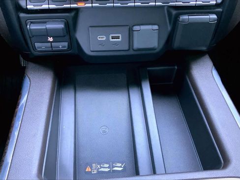 Used 2021 GMC Sierra 1500 Denali w/ Denali Ultimate Package image 27