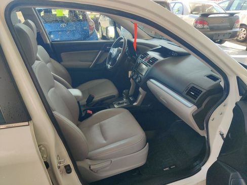 Used 2014 Subaru Forester 2.5i Limited AWD/4WD image 18