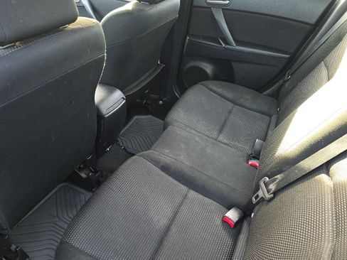 Used 2013 MAZDA MAZDA3 i SV w/ Convenience Pkg image 8
