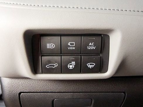 Used 2020 Toyota Highlander Platinum AWD/4WD image 14