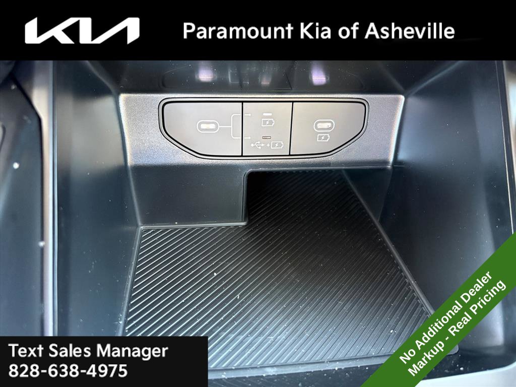 New 2026 Kia Sorento LX FWD image 26
