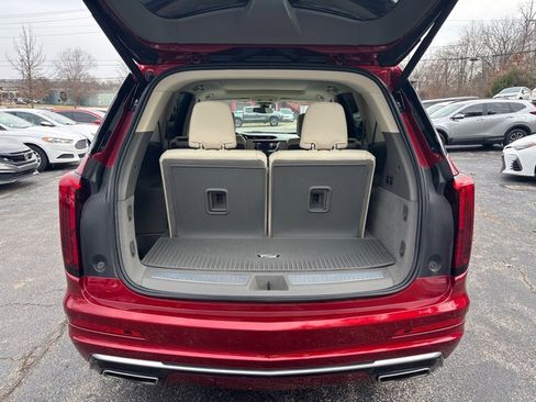 Used 2024 Cadillac XT6 Premium Luxury w/ LPO, Floor Liner Package image 8