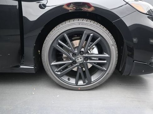 New 2026 Toyota Camry Hybrid FWD image 16