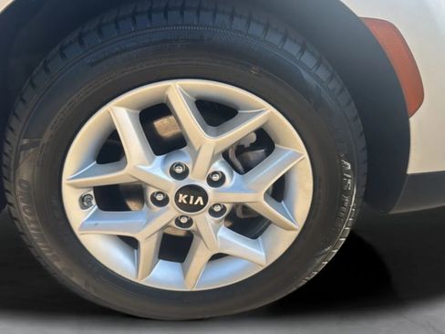 Used 2021 Kia Soul S FWD image 28