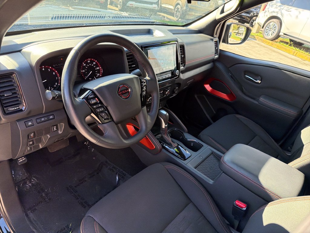 Used 2022 Nissan Frontier Pro-X RWD image 13