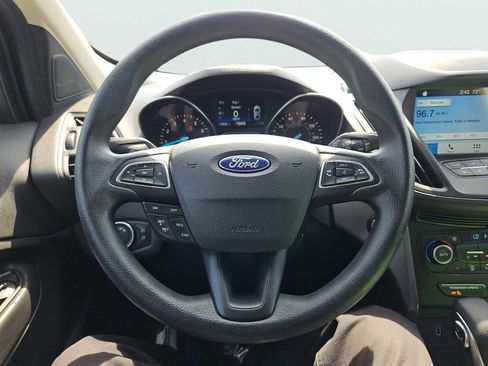 Used 2019 Ford Escape SE FWD image 19