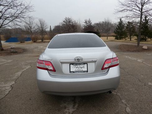 Used 2011 Toyota Camry LE w/ LE Extra-Value Pkg FWD image 6
