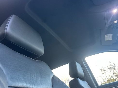 Used 2023 GMC Sierra 1500 SLT w/ X31 Off-Road Package image 18