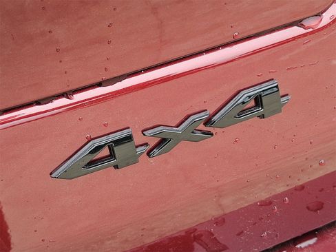 New 2025 Jeep Grand Cherokee Limited w/ Black Appearance Package image 13