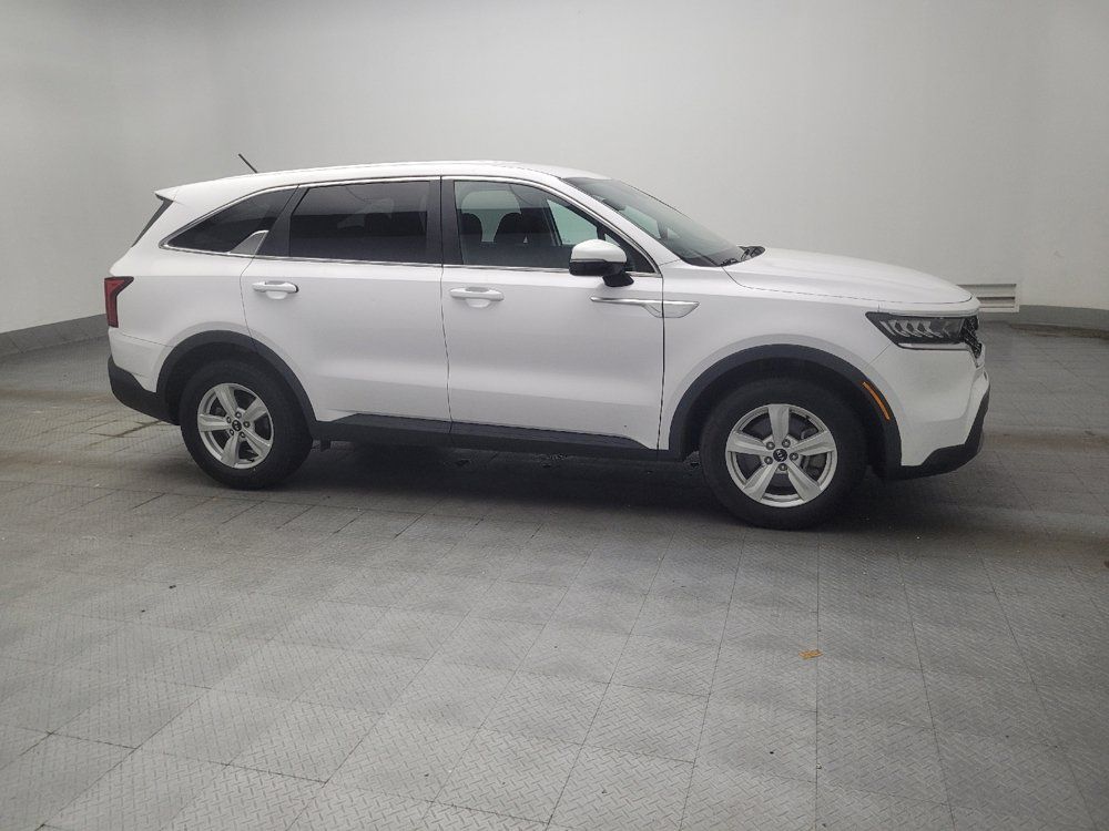 Used 2021 Kia Sorento LX FWD image 11