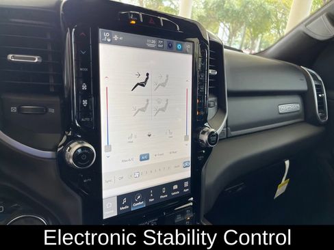 New 2022 RAM 1500 Big Horn image 7