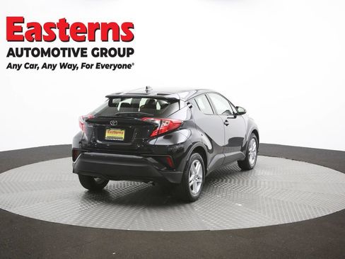 Used 2021 Toyota C-HR LE FWD image 38