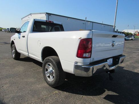 Used 2018 RAM 2500 Tradesman w/ Chrome Appearance Group AWD/4WD image 5