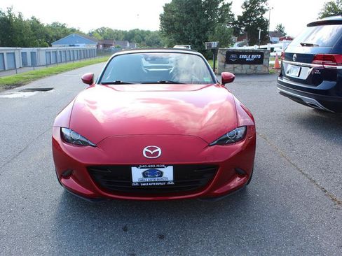 Used 2016 MAZDA MX-5 Miata Grand Touring RWD image 2